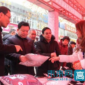 (蘑菇战争2怎么玩国际服)探究蘑菇战争2国际服:全球玩家热衷的策略战争游戏环境