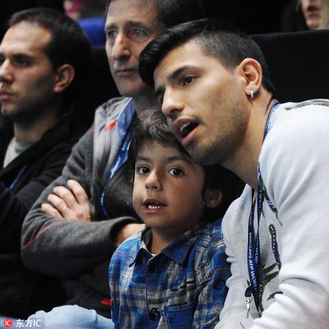 (足球之绿茵球王)穿越足球领域,挑战绿茵王者游戏的无尽冒险与挑战