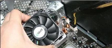 (详细步骤教你如何安全有效地拆卸电脑风扇)详细步骤教你如何安全有效地拆卸电脑风扇