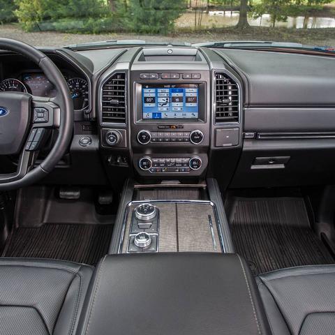 隐形守护者原型：深入剖析现代社会中父母角色的隐秘性及其对子女成长的积极影响