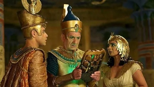 探秘与冒险：奇兵小队埃及式巾冠下的神秘宝藏寻寻宝之旅