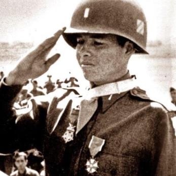 (小兵大乱斗游戏)小兵大乱斗最强阵容推荐：打造无敌战队的策略与组合秘诀