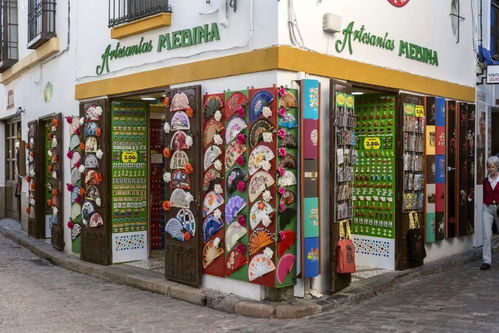 (西班牙迷宫)在西班牙迷失暗夜：探寻2023年的未知之旅