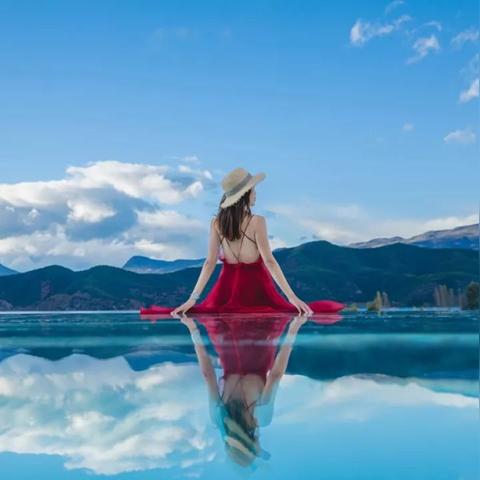 (探寻天空之镜,留下经典造型的摄影作品)探寻天空之镜，留下经典造型的摄影作品