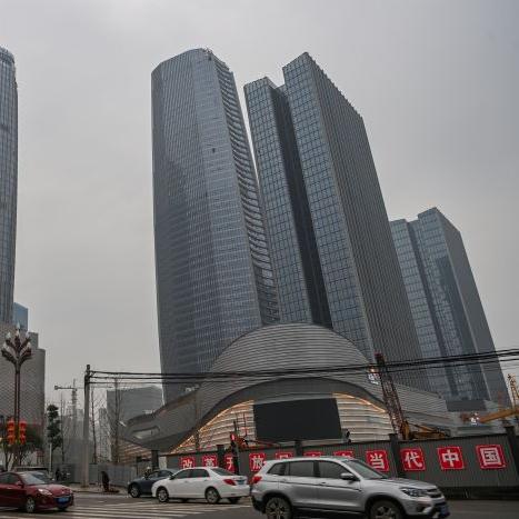 天梯精彩对决:巅峰玩家之间的智力与技巧较量,展现电竞激情与荣耀 天梯精彩对决:巅峰玩家之间的智力与技巧较量,展现电竞激情与荣耀