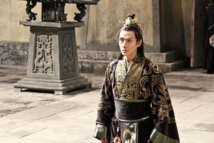 (李青云军长)李营长李云潜歌星 叶轻眉：音乐路上的相遇与别离