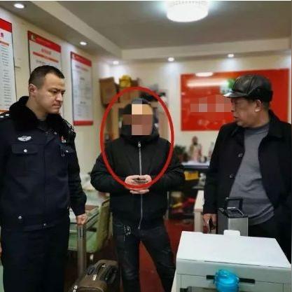 揭秘迷之实验室监控人：探秘科学幕后黑暗角落