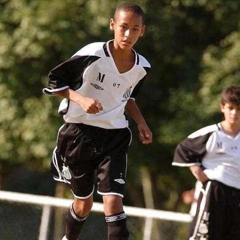 一步步教你玩转方块世界游戏免费版:新手怎样快速建立自己的梦想王国 一步步教你玩转方块世界游戏免费版:新手怎样快速建立自己的梦想王国