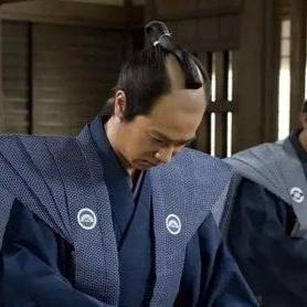 (黑龙棍选什么虫子)黑龙棍一般用来形容具有强烈威慑力和凶狠气息的人或事物