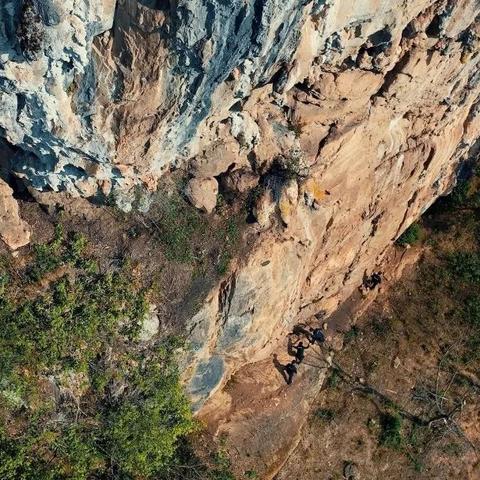 (出战追击攻略)如何在出战追击中正确设置声音以提升游戏体验和战斗效果？